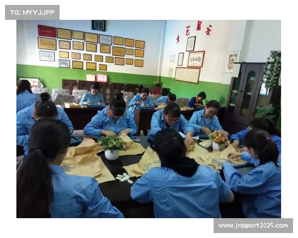 女子MMA杨青青对阵森巴提·木合依提，展现巾帼风采